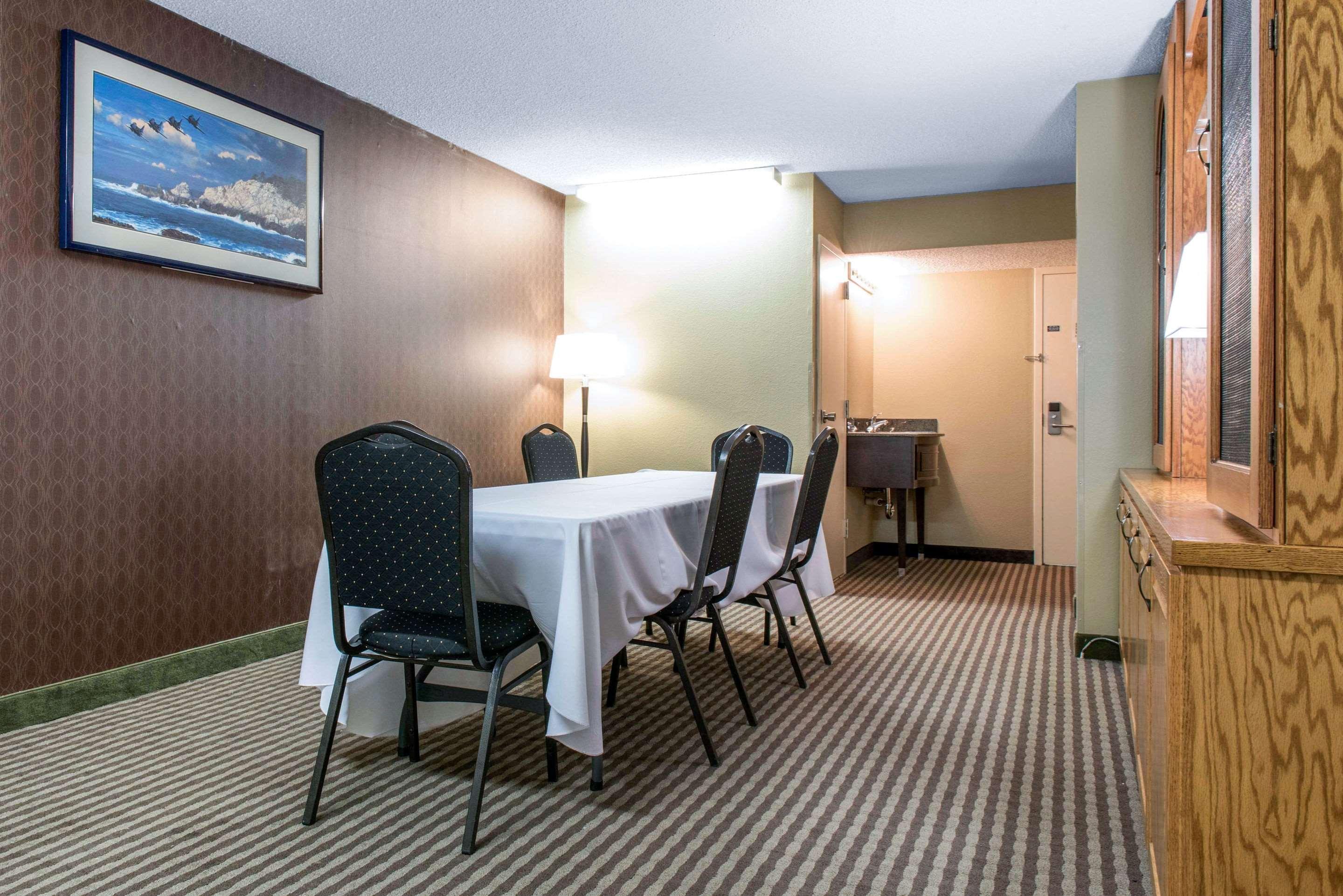 Quality Inn Festus Kültér fotó